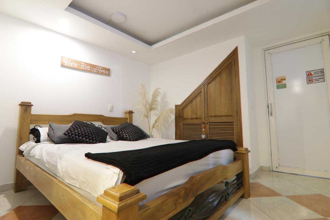 Hotel Casa Malibu Medellin Exterior photo
