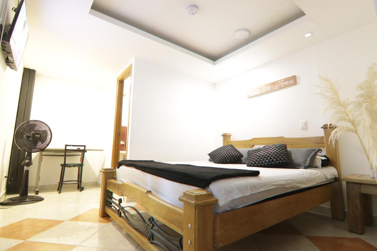 Hotel Casa Malibu Medellin Exterior photo