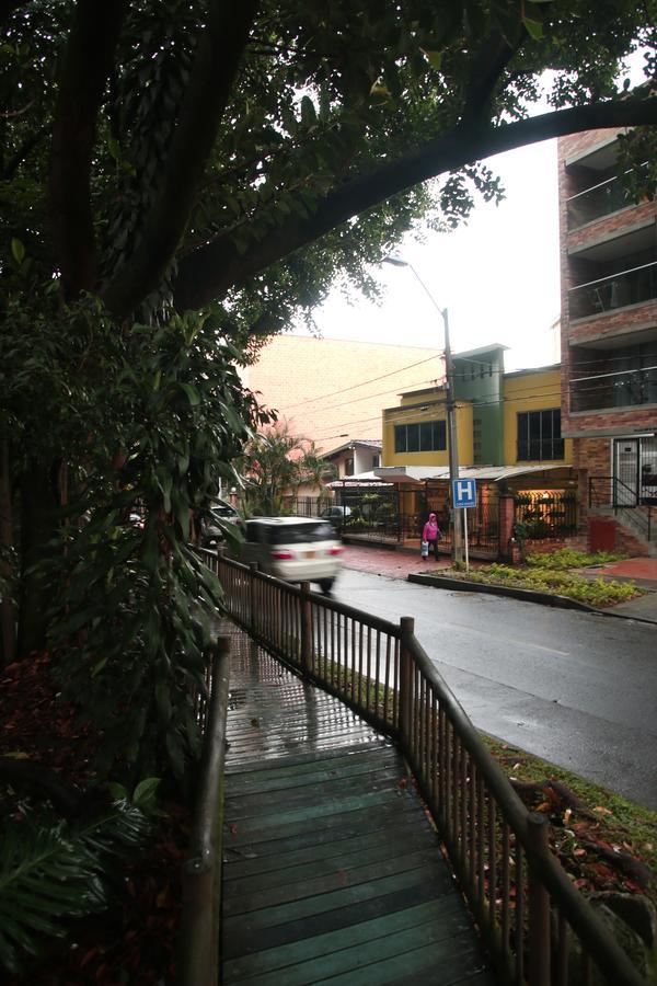 Hotel Casa Malibu Medellin Exterior photo