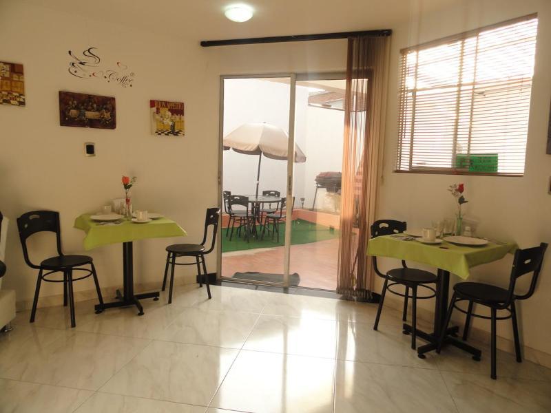 Hotel Casa Malibu Medellin Exterior photo